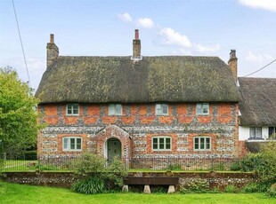 4 Bedroom Semi-detached House For Rent In Marlborough, Wiltshire