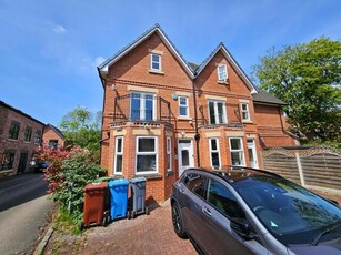 4 Bedroom Semi-detached House For Rent In Withington, Manchester