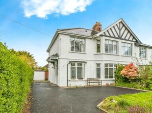 4 Bedroom Semi-detached House For Sale In Belfast