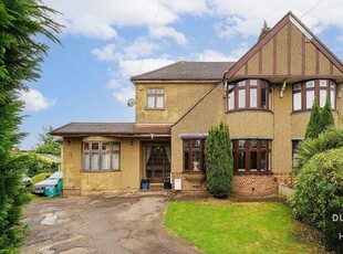 4 Bedroom Semi-detached House For Sale In Clayhall