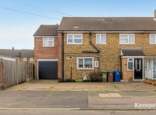 4 Bedroom Semi-detached House For Sale In Grays, Essex