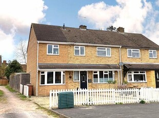 4 Bedroom Semi-detached House For Sale In Sawbridgeworth