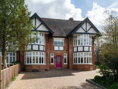 4 Bedroom Semi-detached House For Sale In Stratford-upon-avon, Warwickshire