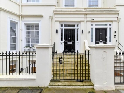 4 Bedroom Terraced House For Rent In Kensington, London