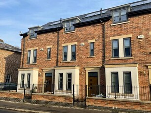 4 Bedroom Town House For Sale In Heworth, York
