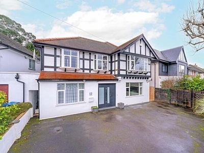 5 Bedroom Detached House For Rent In London