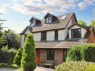 5 Bedroom Detached House For Sale In Bishops Waltham