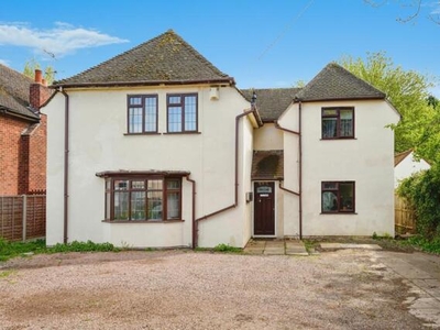 5 Bedroom Detached House For Sale In Evesham, Worcestershire