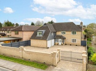 5 Bedroom Detached House For Sale In Newmarket
