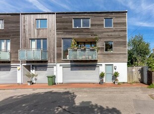 5 Bedroom Semi-detached House For Sale In Lewes