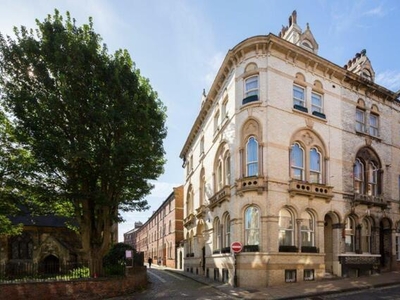 5 Bedroom Town House For Sale In York