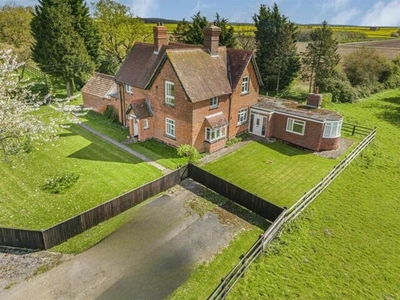 6 Bedroom Detached House For Sale In Carlton