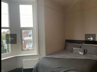 6 Bedroom Terraced House For Rent In Exeter, Devon