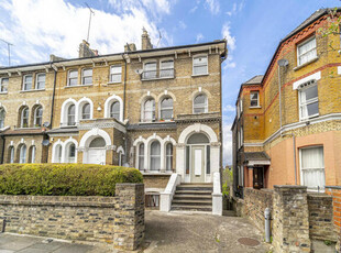 8 Bedroom Semi-detached House For Sale In Tufnell Park, London