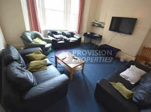 9 Bedroom Terraced House For Rent In Headingley, Leeds