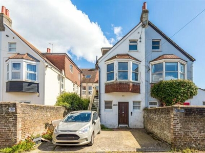 Studio Flat For Sale In Worthing, West Sussex