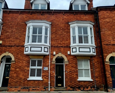 3 bedroom terraced house for sale in Bailgate, Lincoln, LN1