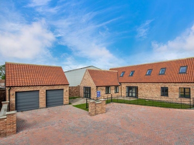 4 bedroom bungalow for sale in Keepers Lodge, Nearey's Close, Station Road, Waddington, LN5