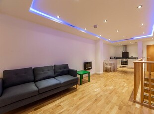 1 bedroom apartment for rent in £1257pcm - Falconars House, Newcastle Upon Tyne, NE1