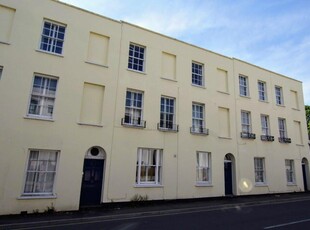 1 bedroom apartment for rent in Flat 3, 24 Hewlett Road, Cheltenham, Gloucestershire, GL52 6AA, GL52