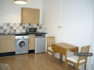 1 bedroom flat for rent in Eldon Road, Reading, RG1