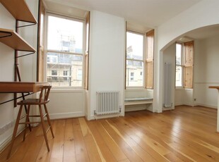 1 bedroom flat for rent in Henrietta Street, Bath, BA2