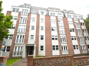 1 bedroom flat for rent in St. Leonards Road, Eastbourne, East Sussex, BN21