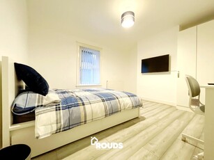 1 bedroom house of multiple occupation for rent in Staple Hall Road, Northfield, Birmingham, West Midlands,, B31