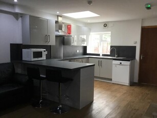1 bedroom house share for rent in Heeley Road, Selly Oak, B29