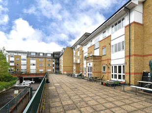 2 bedroom apartment for rent in Gainsborough Court, Homesdale Road, Bromley, Kent, BR2