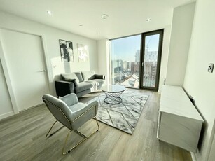 2 bedroom apartment for rent in Oxygen Tower, Store Street, Manchester, Greater Manchester, M1