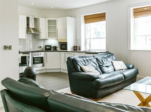 2 bedroom apartment for rent in Richmond Terrace, Clifton, Bristol, BS8