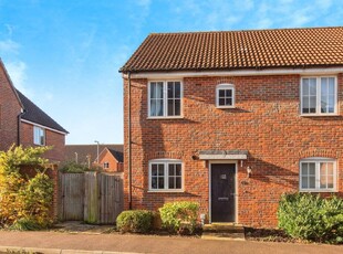 2 bedroom end of terrace house for sale in East Close, Bury St. Edmunds, IP33