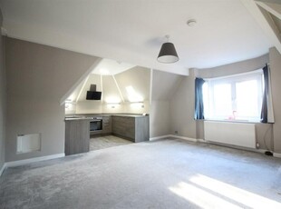 2 bedroom flat for rent in £140pppw excluding bills Cavendish Road East, The Park, NG7