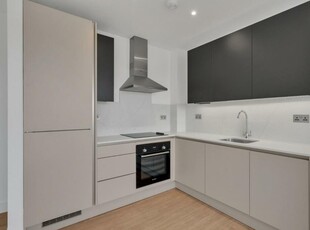 2 bedroom flat for rent in 63 Croydon Road, London, SE20
