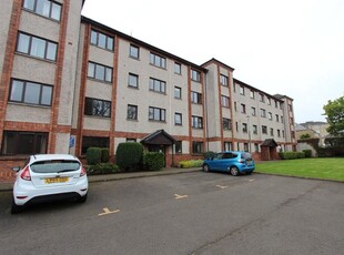 2 bedroom flat for rent in Hawthornden Place, Leith, Edinburgh, EH7