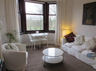 2 bedroom flat for rent in Linthouse, Glasgow, G51