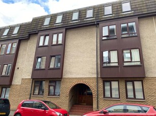 2 bedroom flat for rent in Lochrin Place, Tollcross, Edinburgh, EH3