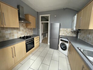 2 bedroom flat for rent in Osborne Road, Newcastle Upon Tyne, NE2