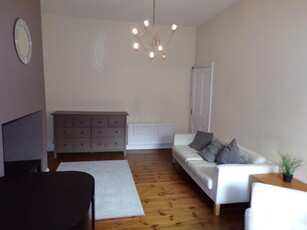 2 bedroom flat for rent in Sandringham Road, South Gosforth, NE3