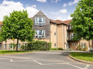 2 bedroom retirement property for sale in Airfield Road, Bury St. Edmunds, IP32