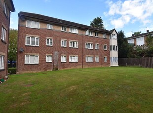 2 bedroom ground floor flat for rent in High Street, West End, Southampton, Hampshire, SO30