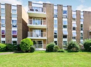 2 bedroom ground floor flat for rent in Meyrick Court, St. Winifreds Road BH2