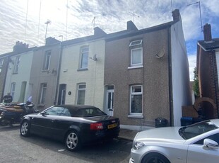 2 bedroom house for rent in Alma Road, Ramsgate, CT11