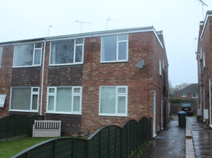2 bedroom maisonette for rent in Pine Court, Hockley Lane, Eastern Green, Coventry, CV5