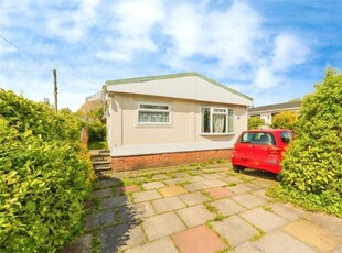 2 Bedroom Mobile Home For Sale In Cheadle, Greater Manchester