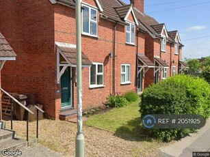 2 Bedroom Semi-detached House For Rent In Woodley, Reading