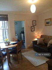 2 bedroom terraced house for rent in Canterbury, Canterbury, CT1