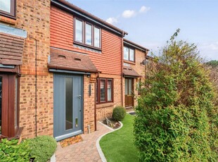 2 bedroom terraced house for sale in Great Oaks Chase, Chineham, RG24