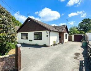3 Bedroom Bungalow For Sale In Christchurch, Dorset